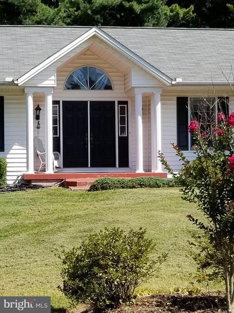 67 E Water St, Smithsburg, MD 21783 photo 2