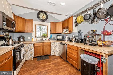 14429 Macafee Hill Rd, Cascade, MD 21719 photo 16