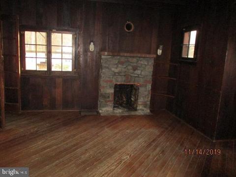24844 Pen Mar Rd, Cascade, MD 21719 photo 4