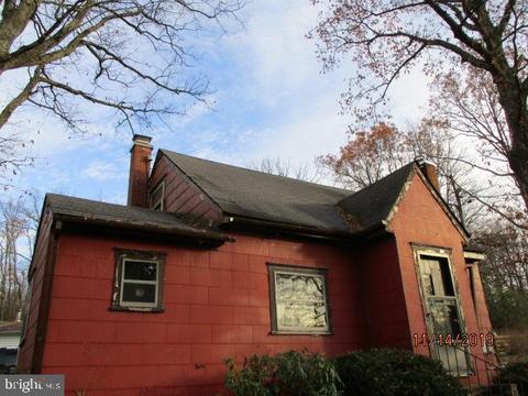24844 Pen Mar Rd, Cascade, MD 21719 photo 3