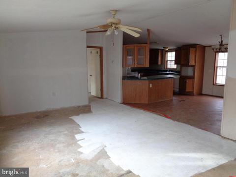 3321 Hoffmans Inn Rd, Hancock, MD 21750 photo 3