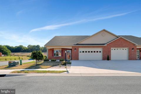 13317 Ruby Pointe Dr, Hagerstown, MD 21742 photo 2