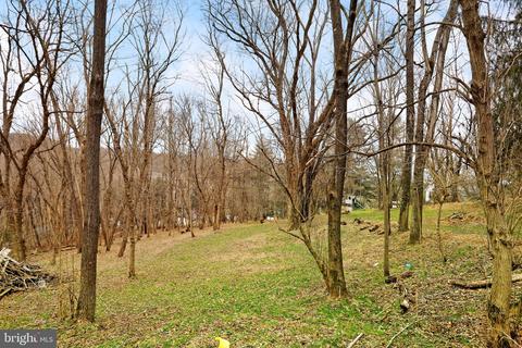 26 Brent St, Hancock, MD 21750 photo 6