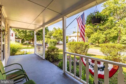 12019 Mapleville Rd, Cavetown, MD 21720 photo 2