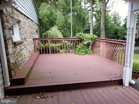 14207 Ritchie Rd, Cascade, MD 21719 photo 5