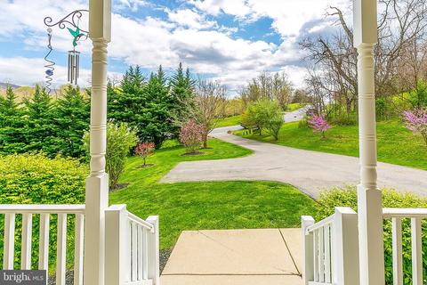 10304 Easterday Ct, Hagerstown, MD 21742 photo 4