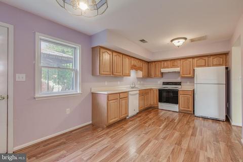 357 E Ridge Dr, Hagerstown, MD 21740 photo 9