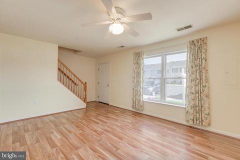 357 E Ridge Dr, Hagerstown, MD 21740 photo 3