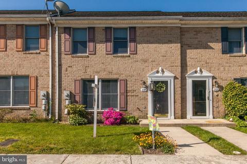 357 E Ridge Dr, Hagerstown, MD 21740 photo 1