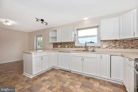 21930 Holiday Dr, Smithsburg, MD 21783 photo 12
