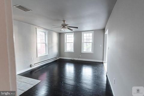 30 32 34 S Main St, Smithsburg, MD 21783 photo 34