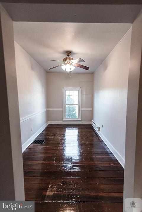 30 32 34 S Main St, Smithsburg, MD 21783 photo 22