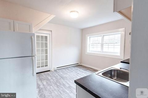 30 32 34 S Main St, Smithsburg, MD 21783 photo 35