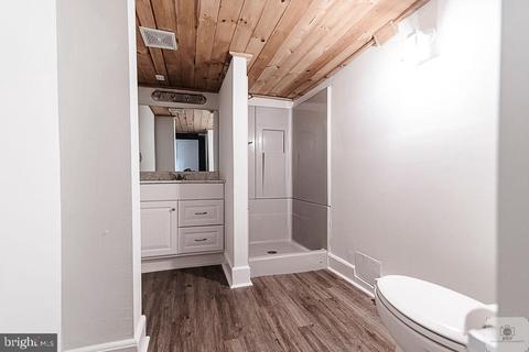 30 32 34 S Main St, Smithsburg, MD 21783 photo 16