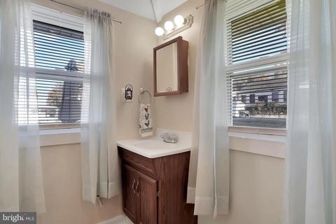 25442 Warren Ave, Cascade, MD 21719 photo 16