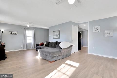 25442 Warren Ave, Cascade, MD 21719 photo 5