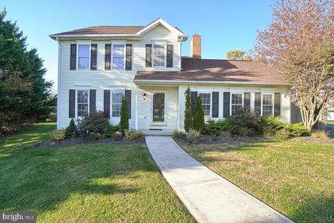 13402 Wellspring Dr, Hagerstown, MD 21740 photo 3