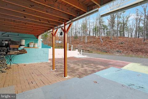 14014 Hollow Rd, Hancock, MD 21750 photo 3