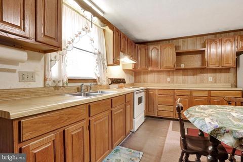 14014 Hollow Rd, Hancock, MD 21750 photo 12