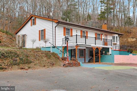 14014 Hollow Rd, Hancock, MD 21750 photo 1