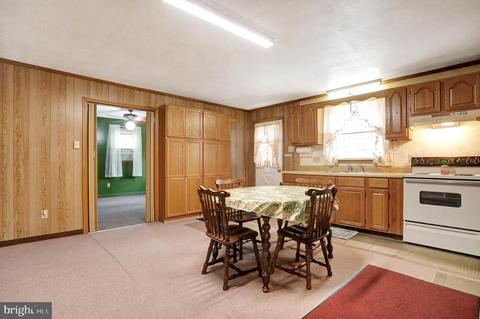 14014 Hollow Rd, Hancock, MD 21750 photo 11