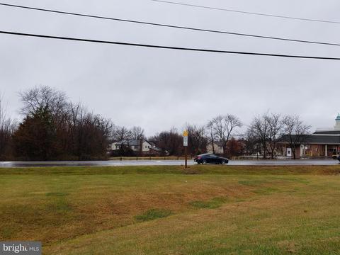 104 S Main St, Smithsburg, MD 21783 photo 1