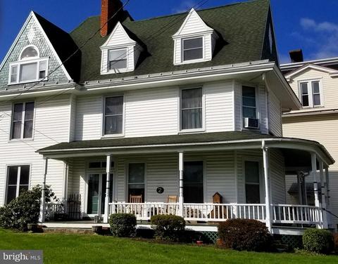 2 Maple Ave, Smithsburg, MD 21783 photo 1