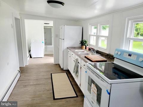 12013 Mapleville Rd, Cavetown, MD 21720 photo 6