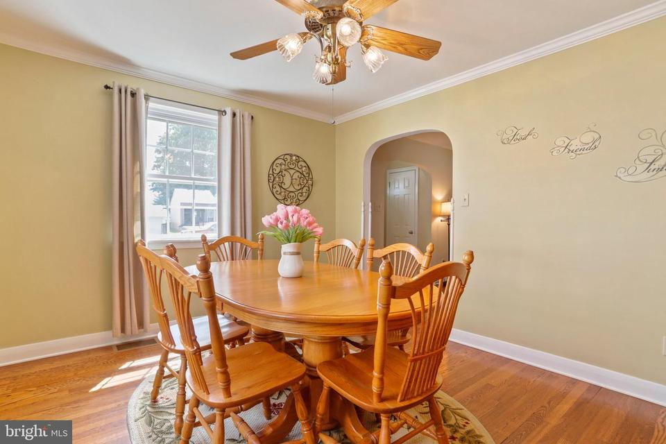  17 E Sunset Ave, Williamsport, MD 21795 photo 9