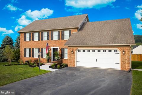 100 Grand View Ct, Smithsburg, MD 21783 photo 2