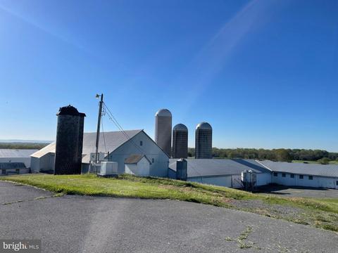 13529 Spickler Rd, Clear Spring, MD 21722 photo 2