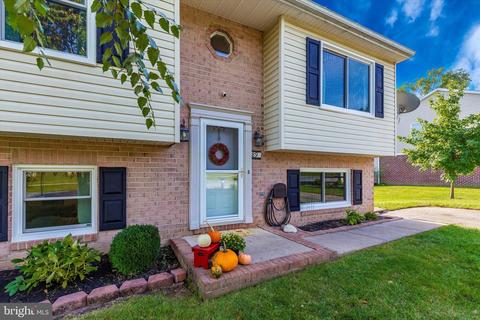 89 Amanda Dr, Smithsburg, MD 21783 photo 1