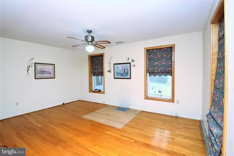 11815 Saint Paul Rd, Clear Spring, MD 21722 photo 7