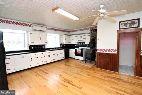 11815 Saint Paul Rd, Clear Spring, MD 21722 photo 8