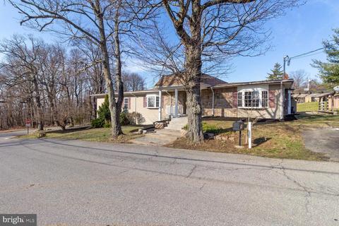 24702 Walnut Ave, Cascade, MD 21719