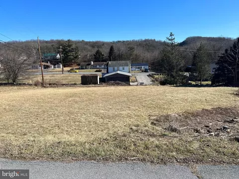 Maryland Avenue, Hancock, MD 21750