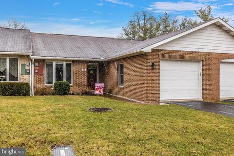 1088 Kasinof Ave, Hagerstown, MD 21742