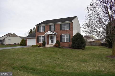 13417 Chads Ter, Hagerstown, MD 21740