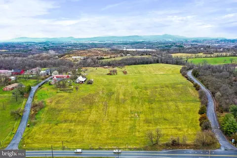 13224 Greencastle Pike, Hagerstown, MD 21740