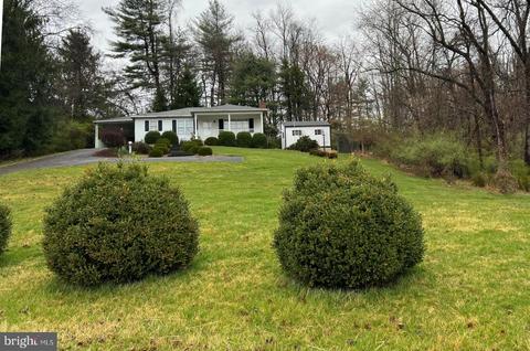 5258 Western Pike, Hancock, MD 21750