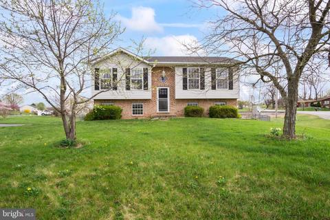 10503 Greenwich Dr, Williamsport, MD 21795