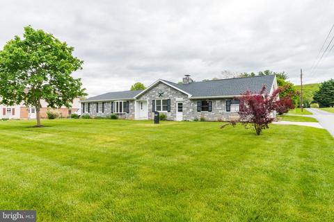 8203 Mapleville Rd, Boonsboro, MD 21713