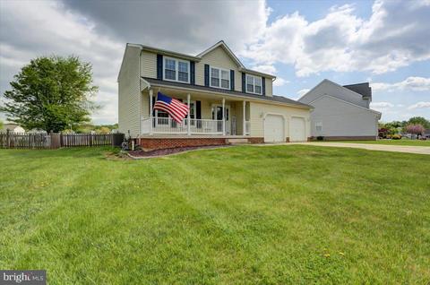 18118 Lyles Dr, Hagerstown, MD 21740