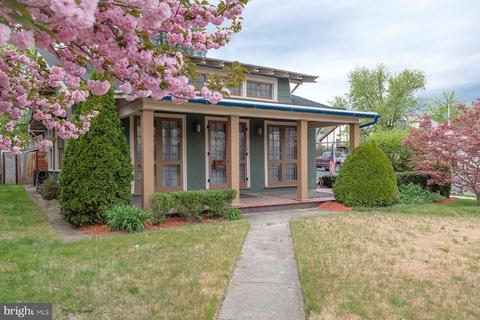 1217 Potomac Ave, Hagerstown, MD 21740