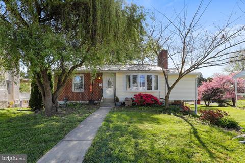 11309 Dogwood Dr, Hagerstown, MD 21740