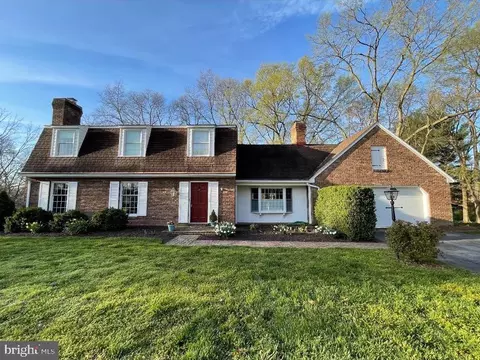 19607 Spring Creek Rd, Hagerstown, MD 21742