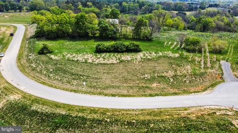 9627 Blooming Meadows Ct, Hagerstown, MD 21740