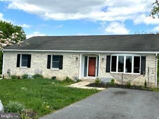 13505 Kretsinger Rd, Smithsburg, MD 21783