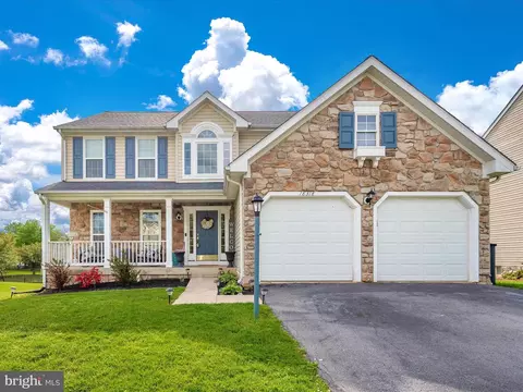 18318 Lyles Dr, Hagerstown, MD 21740