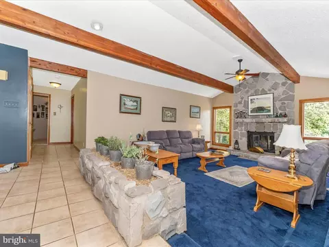 33 Hebb Rd, Hagerstown, MD 21740 photo 6